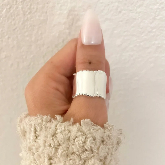 925 Sterling Silver Chunky Bold Statement Ring Large Thick Ring Wide Ring - Picture 7 of 9